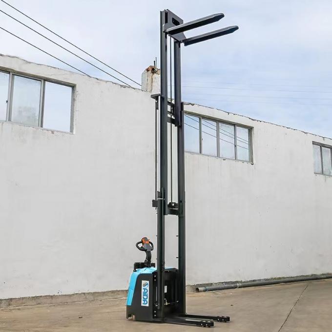 Motorlu Elektrikli Yükleyici Asansör 5500mm Yükseklik PLC Kontrol Otomatik elektrikli ulaşım yükleyici 3