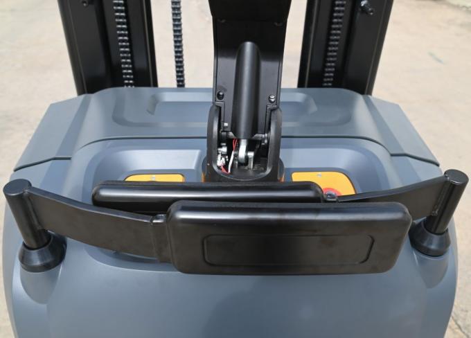 Stand On Electric Stacker Forklift 1 Ton Kapasite Regeneratif Frenleme 5
