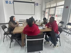 Müşteri fabrikaya gitti.